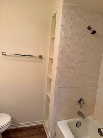 2217 Woodcreek A, Carrollton, TX 75006