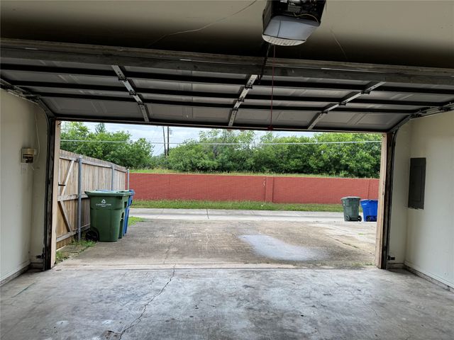2217 Woodcreek A, Carrollton, TX 75006