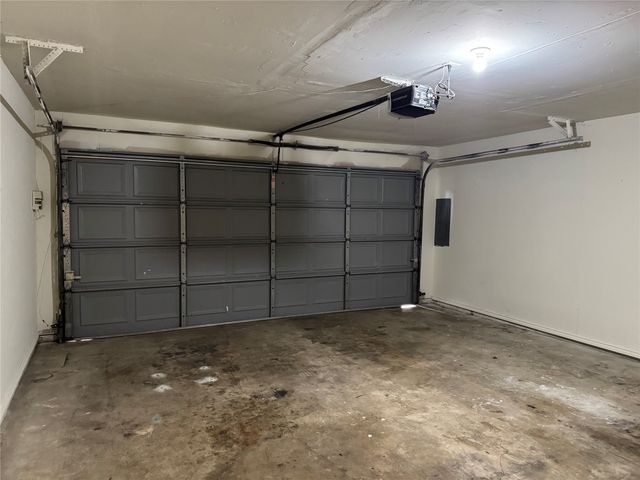 2217 Woodcreek A, Carrollton, TX 75006