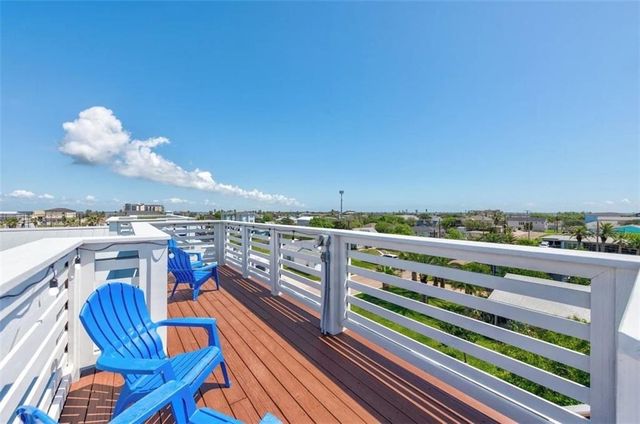 410 N Station St B, Port Aransas, TX 78373