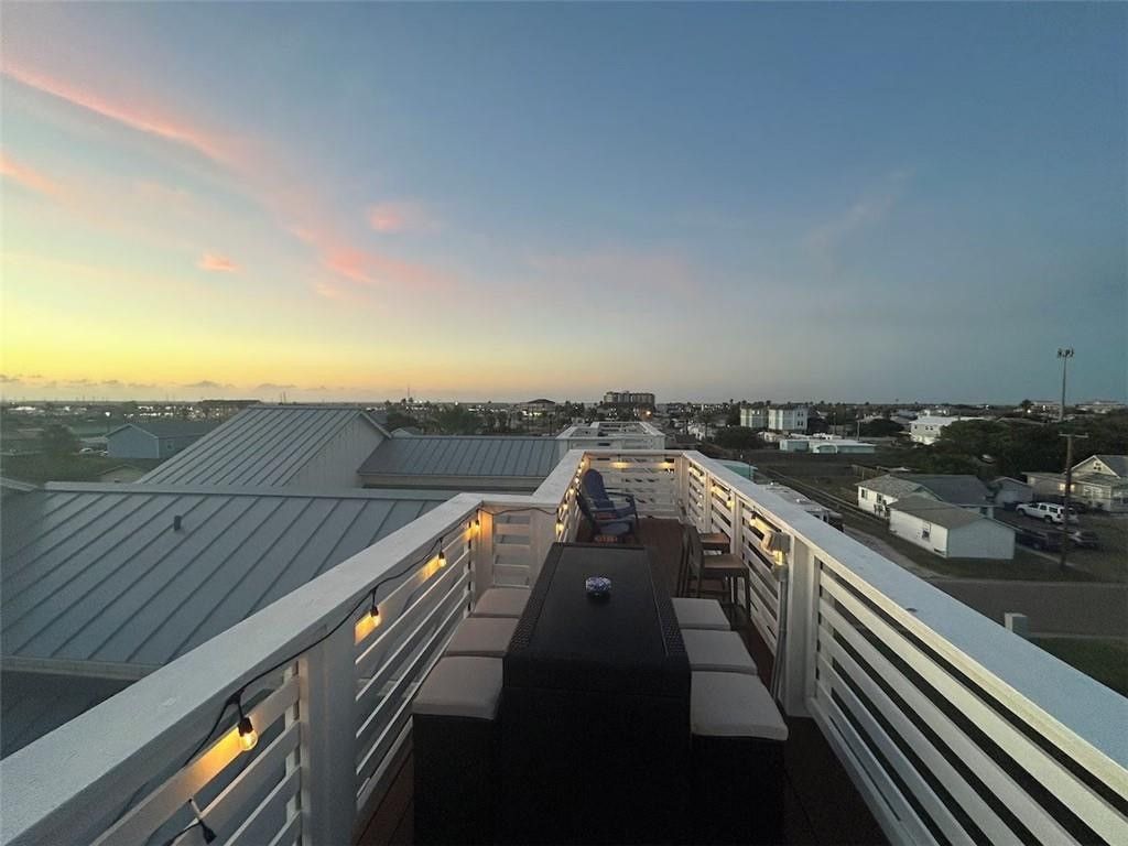 410 N Station St B, Port Aransas, TX 78373 — photo 3