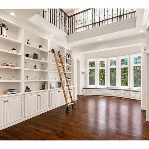 18844 Bearpath Trail, Eden Prairie, MN 55347