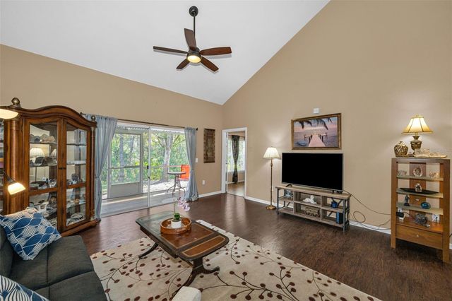 3605 KINGS ROAD 103, Palm Harbor, FL 34685