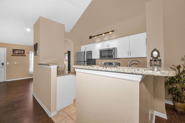 3605 KINGS ROAD 103, Palm Harbor, FL 34685