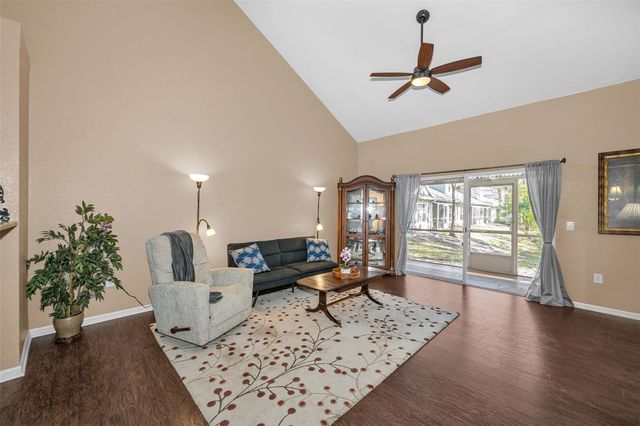 3605 KINGS ROAD 103, Palm Harbor, FL 34685