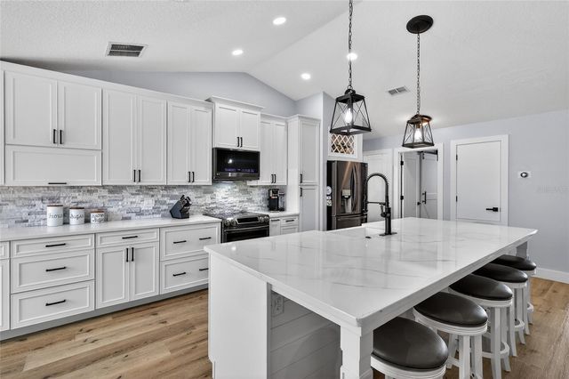 36403 BARRINGTON DRIVE, Eustis, FL 32736