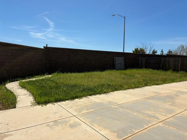 2302 Raphael Way, Lodi, CA 95242