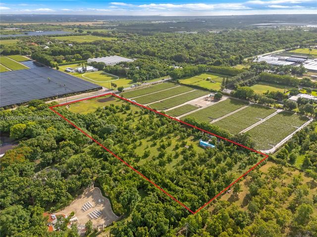 15300 SW 216th, Miami, FL 33170
