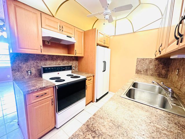 3057 Harwood E 3057, Deerfield Beach, FL 33442