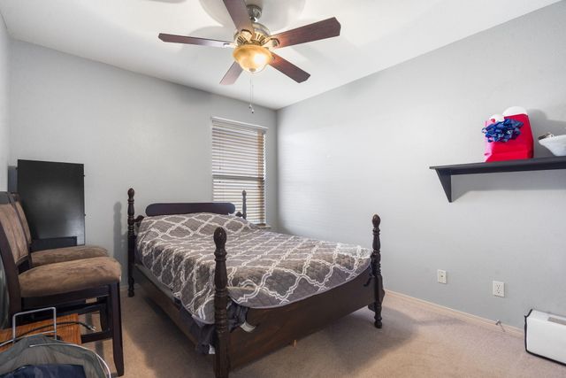 1603 E Fairwind, Ozark, MO 65721