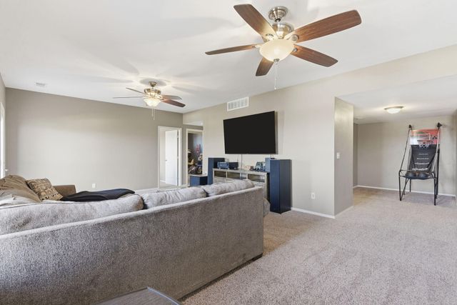 1603 E Fairwind, Ozark, MO 65721