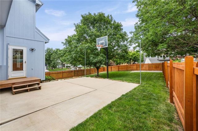7248 Widmer Street, Shawnee, KS 66216
