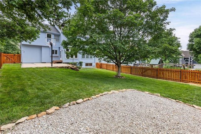 7248 Widmer Street, Shawnee, KS 66216