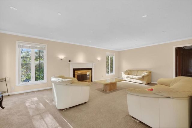 746 Jacaranda Circle, Hillsborough, CA 94010