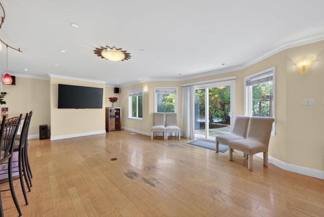 746 Jacaranda Circle, Hillsborough, CA 94010