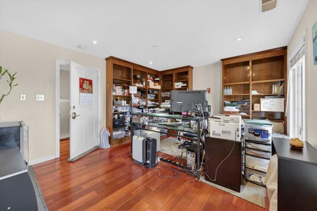 746 Jacaranda Circle, Hillsborough, CA 94010