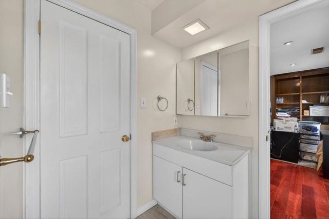 746 Jacaranda Circle, Hillsborough, CA 94010