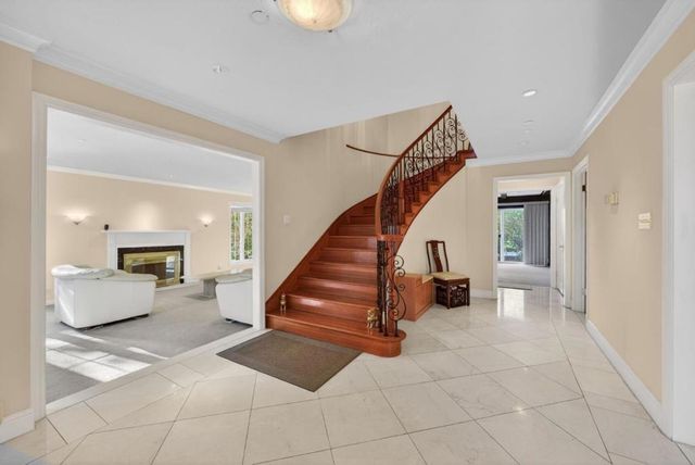 746 Jacaranda Circle, Hillsborough, CA 94010