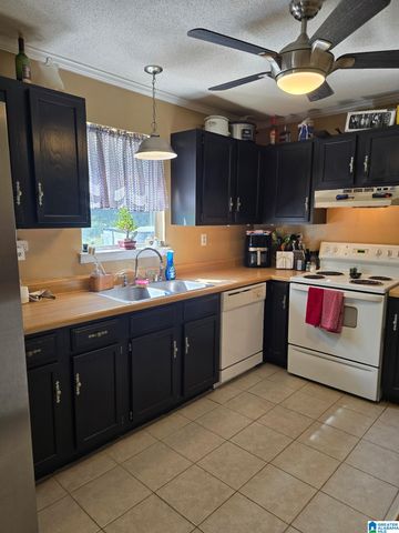 1960 CARLISLE DRIVE, Birmingham, AL 35235