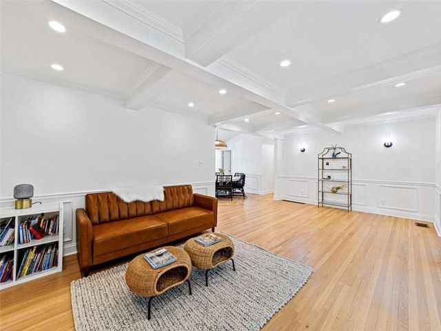 579 Fielding Lane, Atlanta, GA 30311