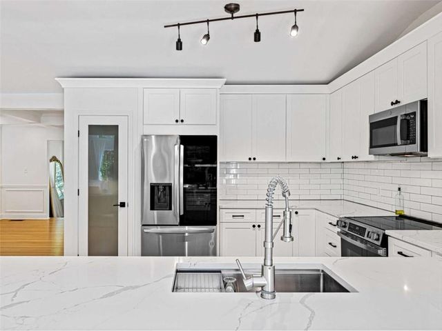 579 Fielding Lane, Atlanta, GA 30311
