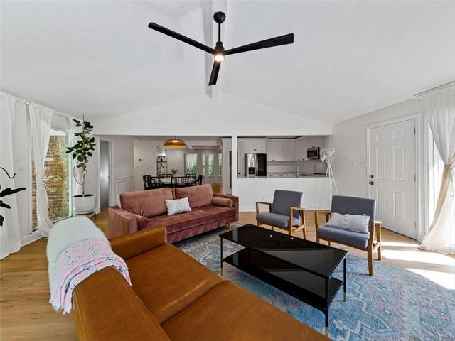 579 Fielding Lane, Atlanta, GA 30311