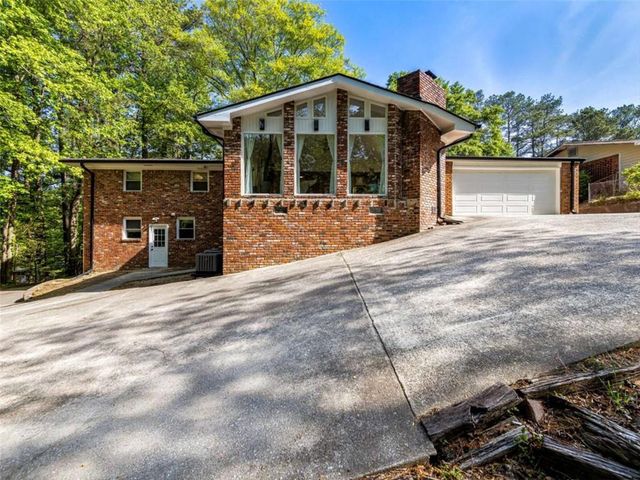 579 Fielding Lane, Atlanta, GA 30311
