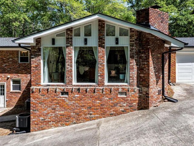 579 Fielding Lane, Atlanta, GA 30311