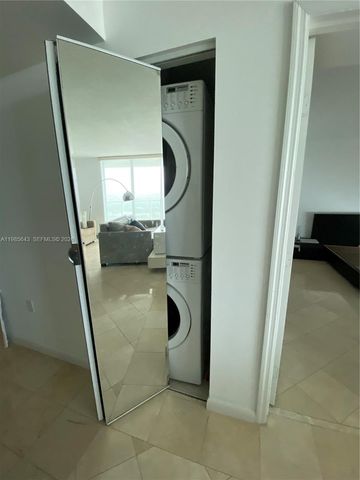 2101 Brickell Ave 2210, Miami, FL 33129