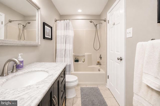 411 GREGORYS WAY, Voorhees, NJ 08043