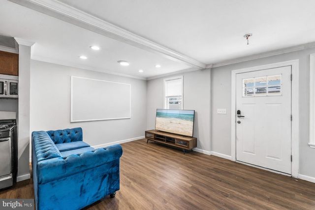 2 FUSTING AVE, Baltimore, MD 21228