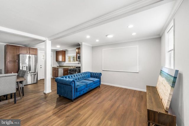 2 FUSTING AVE, Baltimore, MD 21228