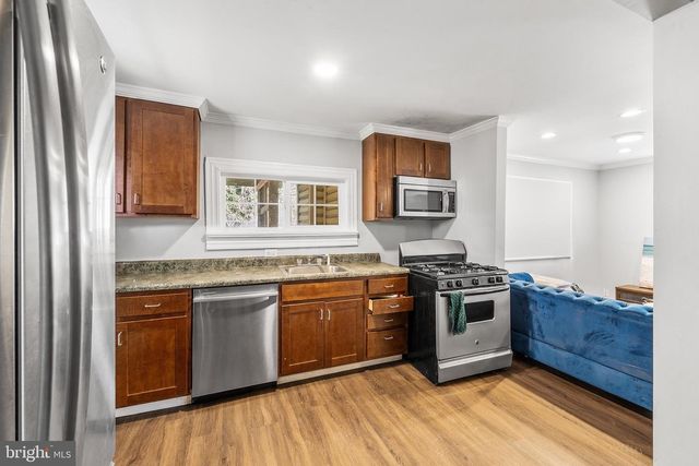 2 FUSTING AVE, Baltimore, MD 21228