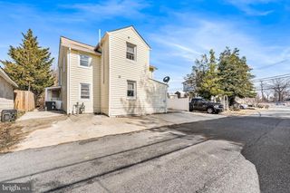 2 FUSTING AVE, Baltimore, MD 21228