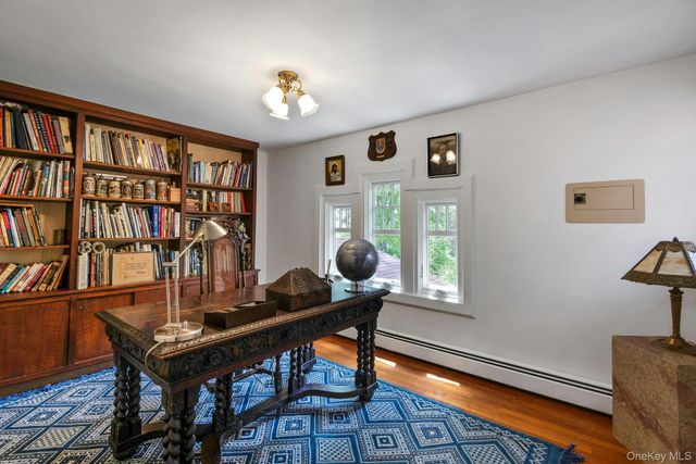32 Laveta Place, Nyack, NY 10960