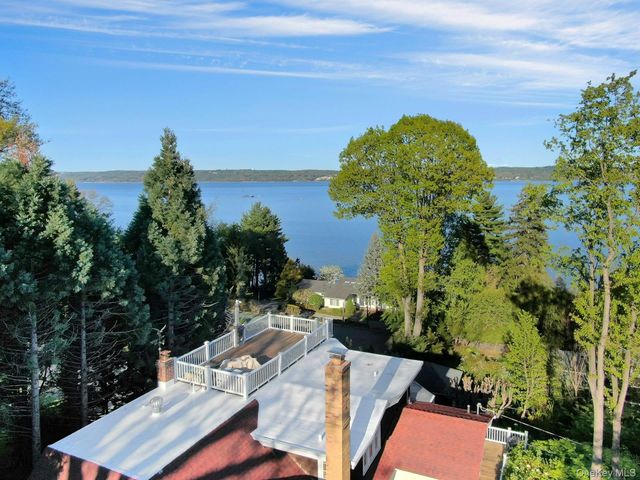 32 Laveta Place, Nyack, NY 10960