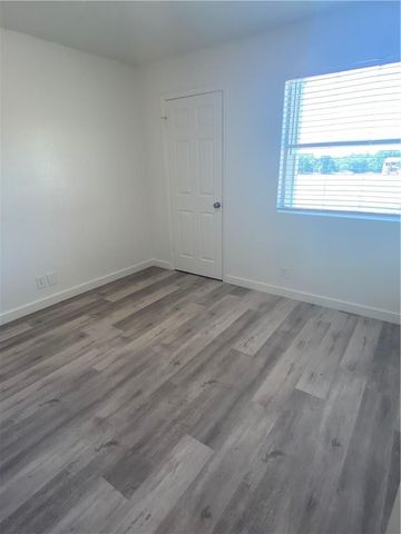 2305 Cedrick CV D, Austin, TX 78748