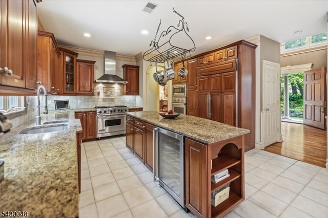 11 King Alex Ct, Sparta Twp., NJ 07871
