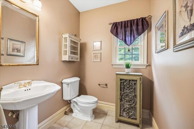 11 King Alex Ct, Sparta Twp., NJ 07871
