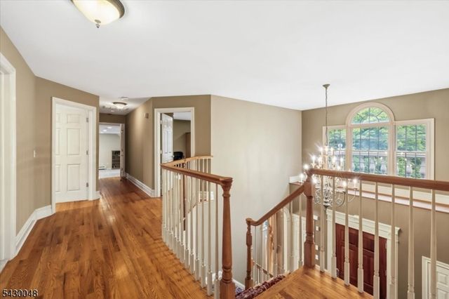 11 King Alex Ct, Sparta Twp., NJ 07871