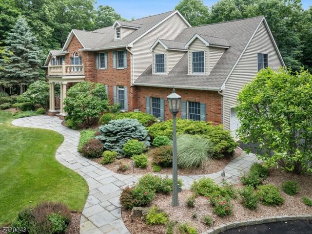 11 King Alex Ct, Sparta Twp., NJ 07871