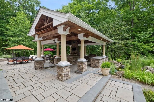 11 King Alex Ct, Sparta Twp., NJ 07871