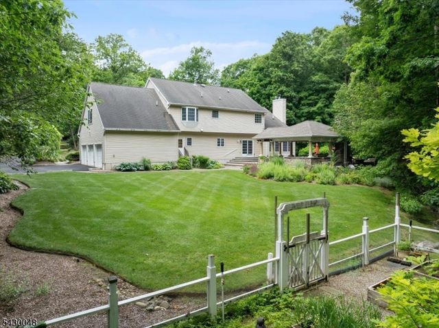 11 King Alex Ct, Sparta Twp., NJ 07871