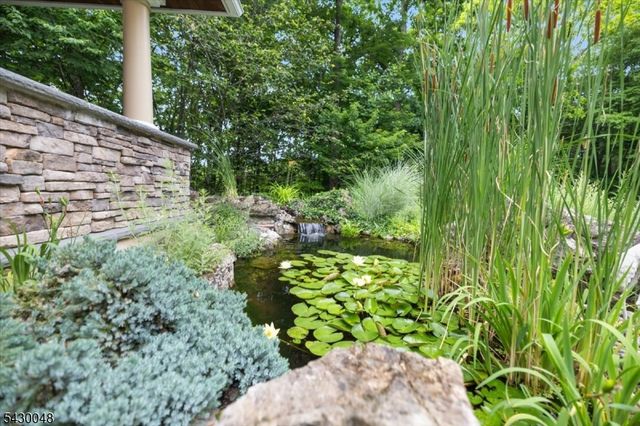 11 King Alex Ct, Sparta Twp., NJ 07871
