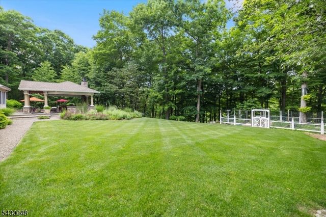 11 King Alex Ct, Sparta Twp., NJ 07871