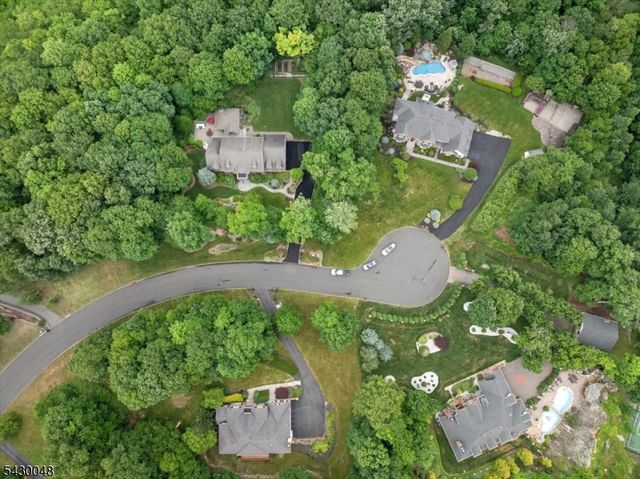11 King Alex Ct, Sparta Twp., NJ 07871
