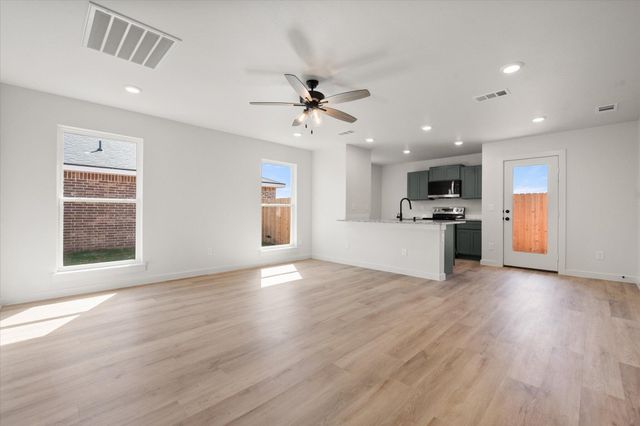 501 E 23rd Street, Wolfforth, TX 79382