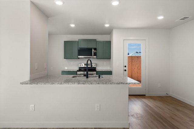 501 E 23rd Street, Wolfforth, TX 79382