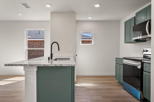 501 E 23rd Street, Wolfforth, TX 79382