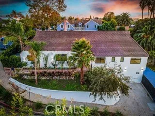 1145 S Longwood, Los Angeles, CA 90019